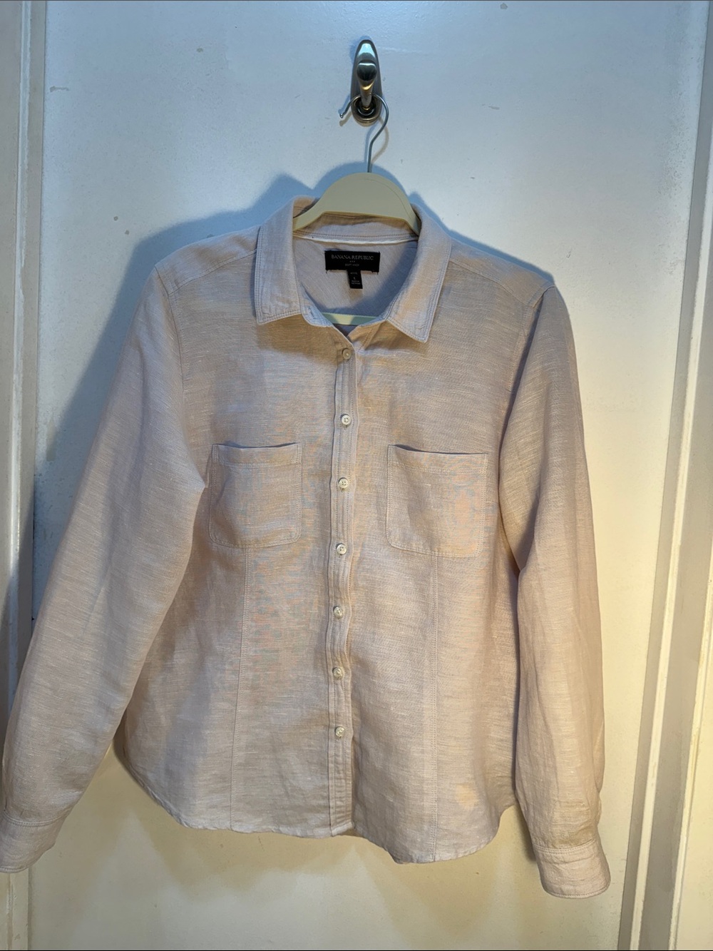 Banana Republic women’s Linen Button-Down Shirt